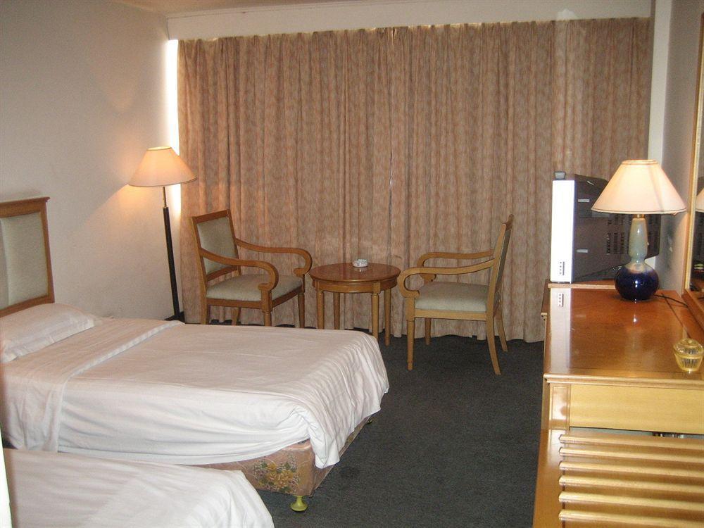 Jiang Yue Hotel Kuangcsou Kültér fotó